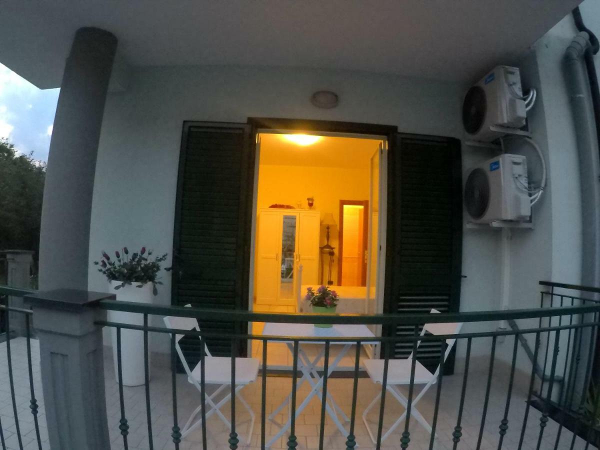 Casa Vacanza Tinzi San Gennaro Vesuviano ภายนอก รูปภาพ
